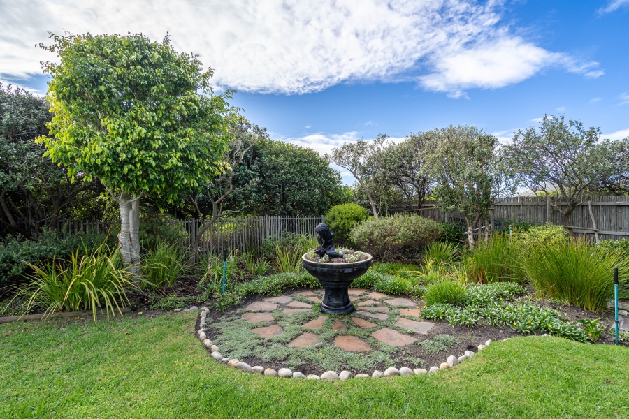 To Let 3 Bedroom Property for Rent in Lake Michelle Western Cape